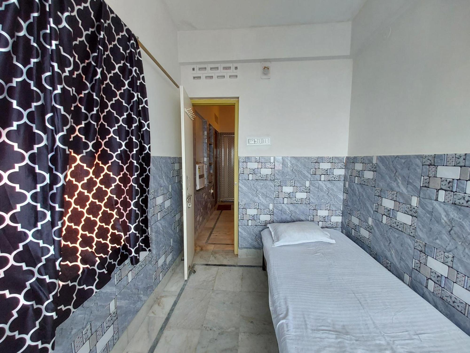 Nirman Beach Homestay Puri Eksteriør bilde
