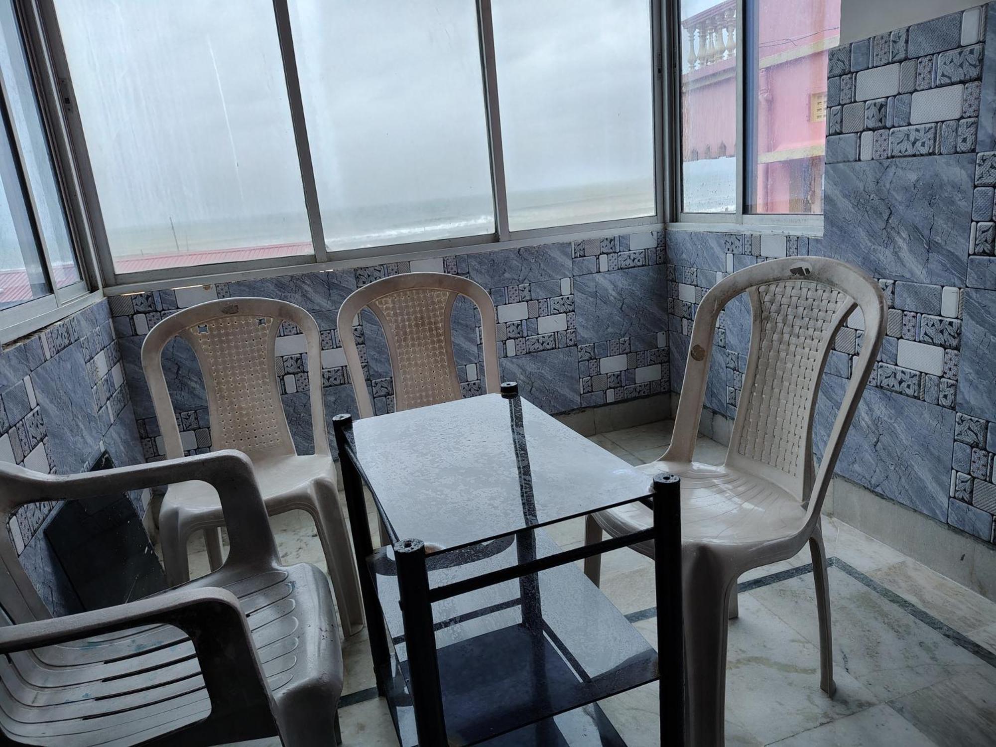 Nirman Beach Homestay Puri Eksteriør bilde