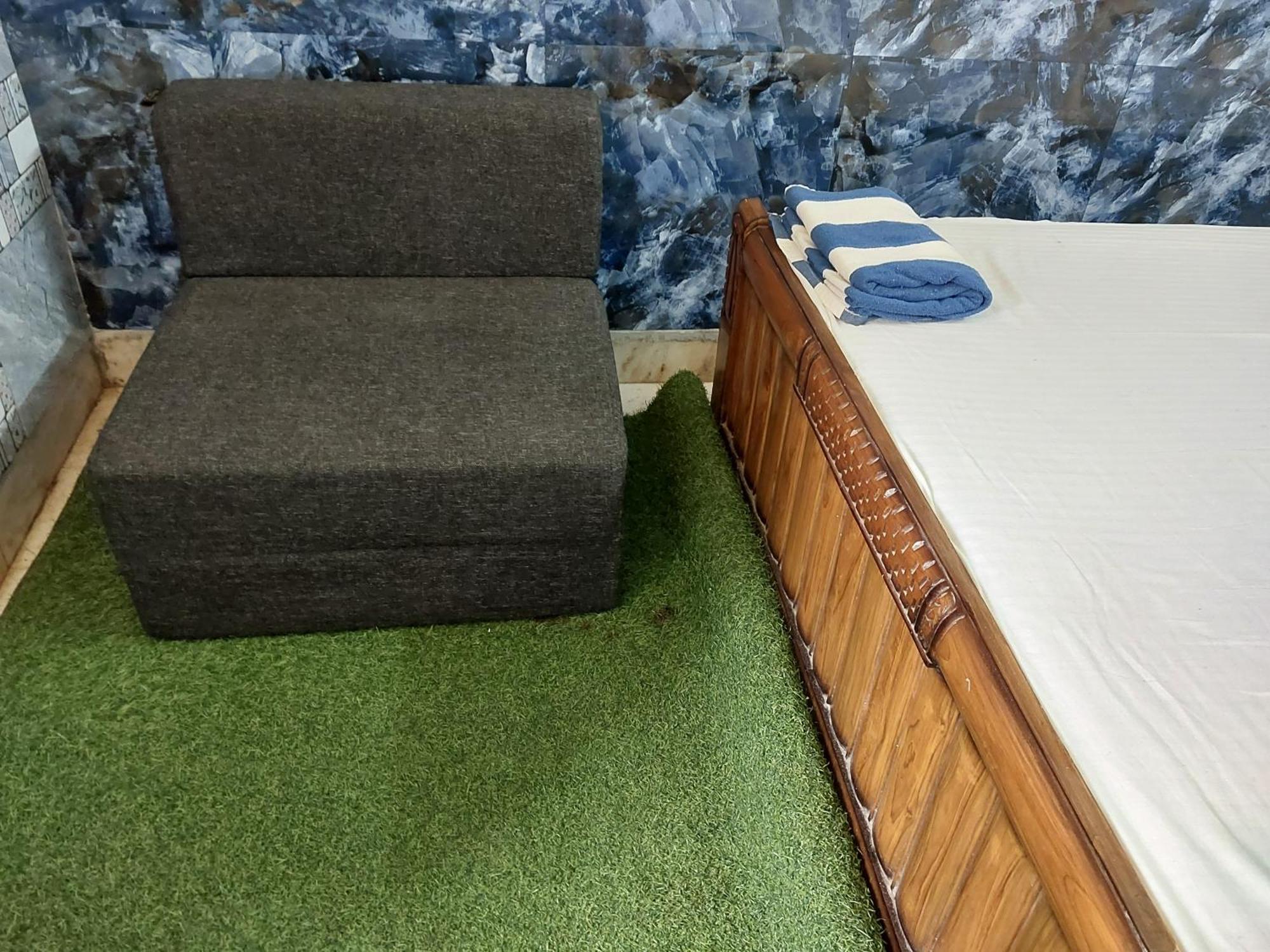 Nirman Beach Homestay Puri Eksteriør bilde